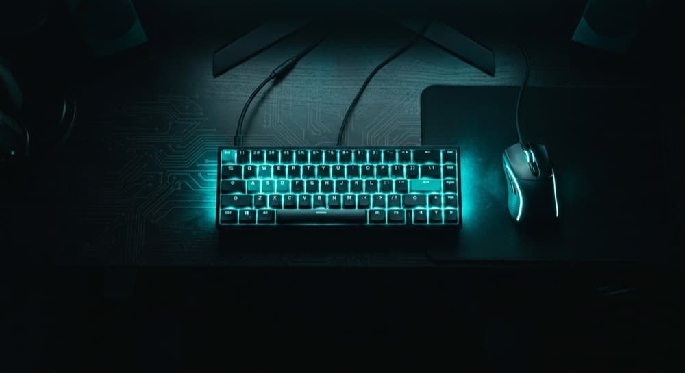 Gaming keyboard and mouse at a gaming station